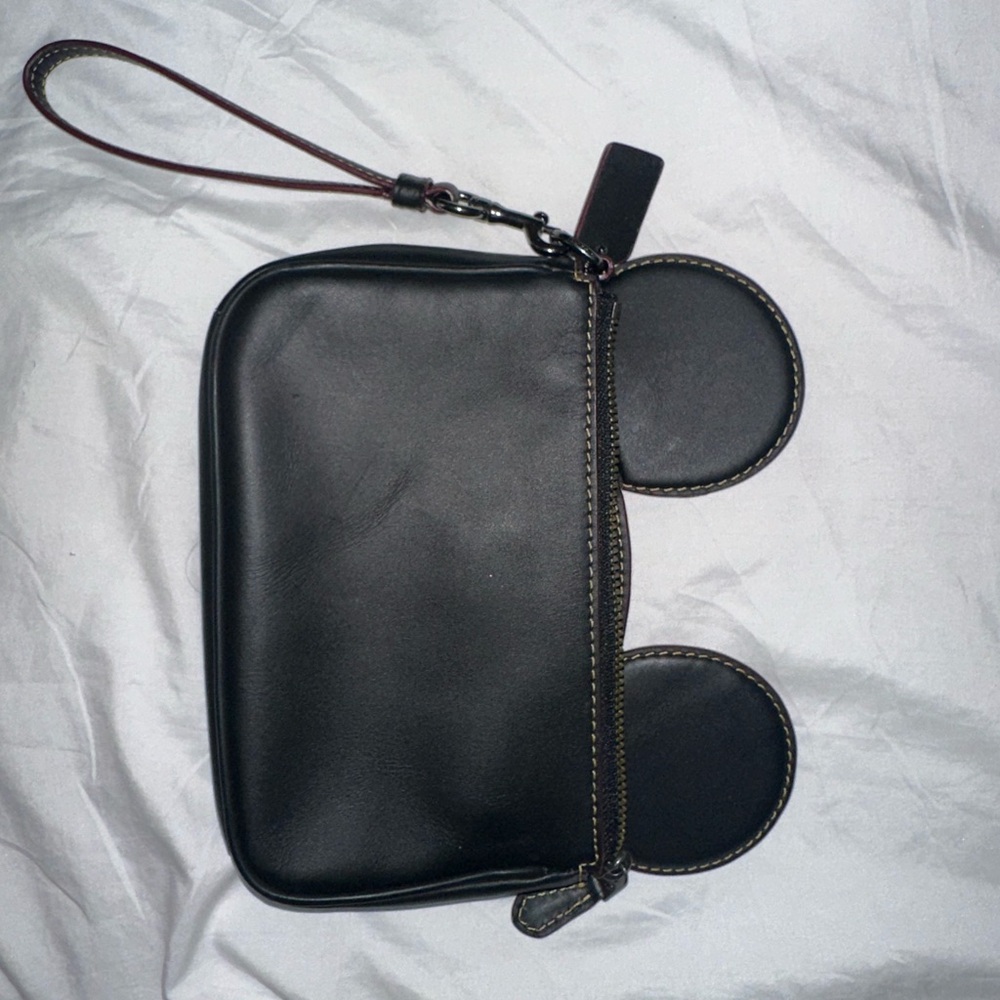 Coach X Disney Mickey Minnie Mouse Ear Wristlet BLACK Leather F59529 limited